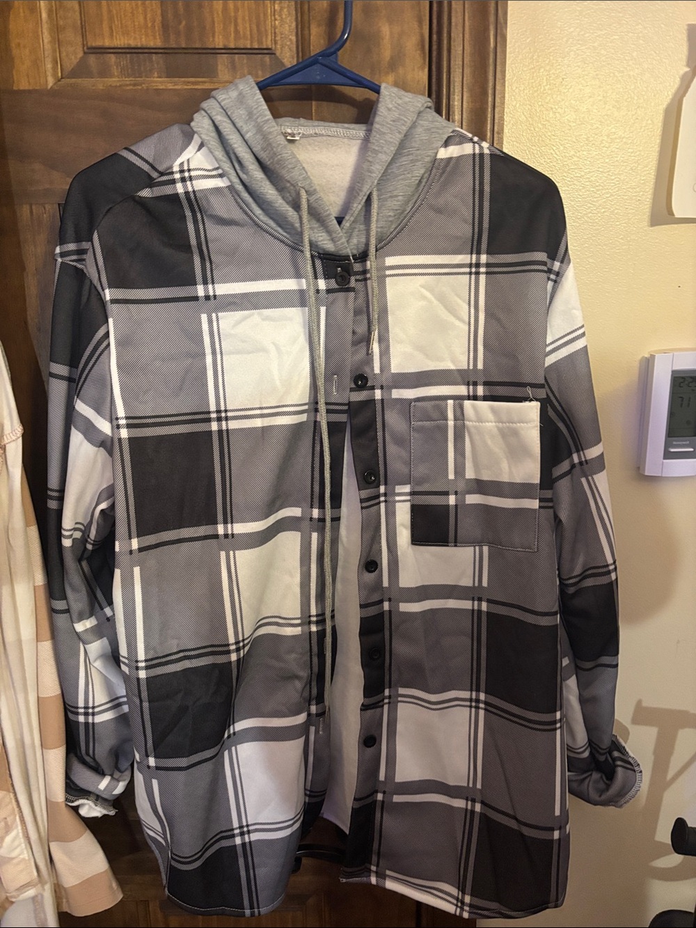 Men's Gray Plaid Hooded Shacket - Casual Layering Jacket